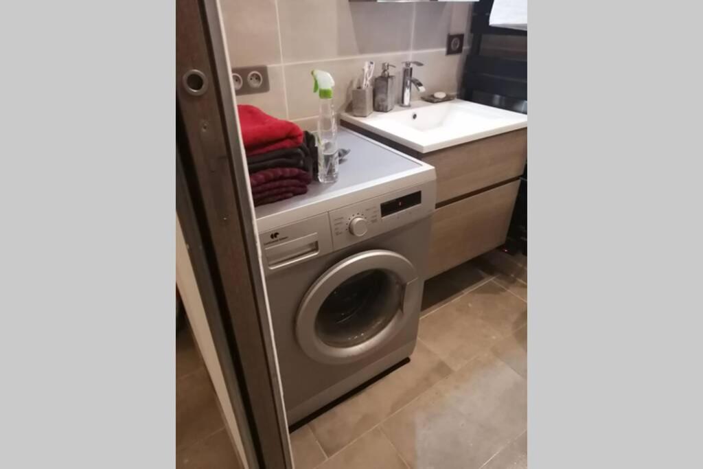 Appartement La Grande Motte A 2 Pas De La Plage. エクステリア 写真